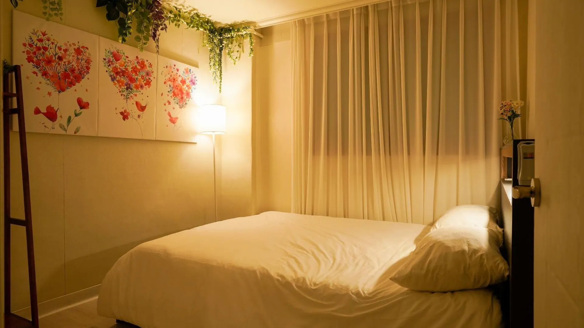 Staypuzzle Seoul 0*,  South Korea